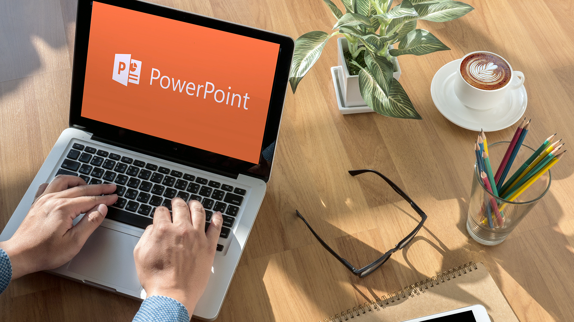 Microsoft PowerPoint: Nivel Básico (FB)
